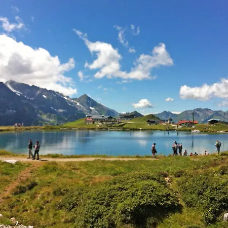 בית נופש Rieplerhof By Interhome מאיירהופן